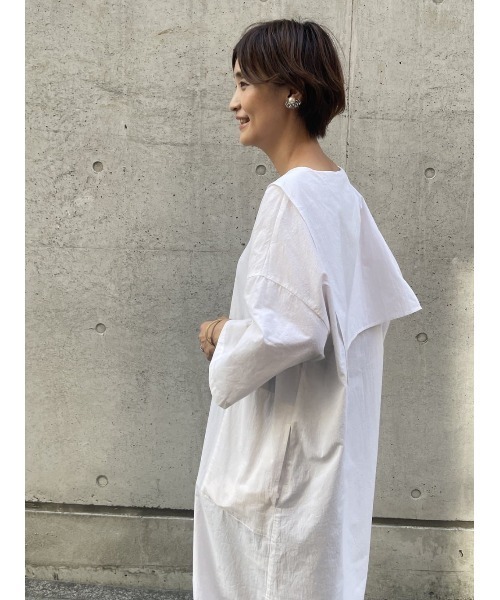 BEARDSLEY（ビアズリー）の「フロント部分の襟は細めになっているので大人も着やすいセーラーワンピース（ワンピース・レディース・カーキ/ホワイト・FREE）」の14枚目の写真