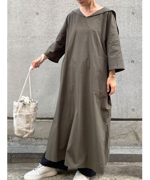 BEARDSLEY（ビアズリー）の「フロント部分の襟は細めになっているので大人も着やすいセーラーワンピース（ワンピース・レディース・カーキ/ホワイト・FREE）」の22枚目の写真