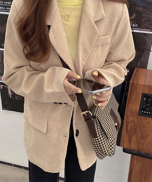 MAISON DE THERESE(メゾン ド テレーズ)の「コーディロイジャケット(テーラードジャケット・レディース・ベージュ・MEDIUM)」の3枚目の写真