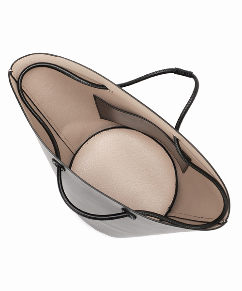 SLOBE IENA(スローブイエナ)の「【YAHKI /ヤーキ】W FACE トートバッグ◆(トートバッグ・レディース・ブラック/ベージュ・FREE)」の12枚目の写真