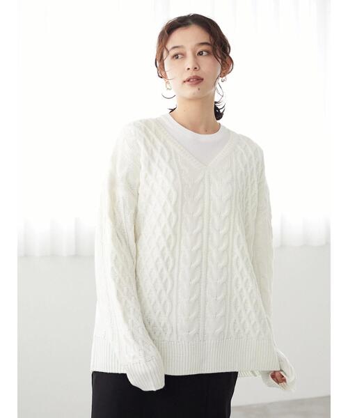 Green　Parks（グリーンパークス）の「Vネックケーブルニットプルオーバー＊（ニット/セーター・レディース・チャコールグレー/ライトグレー/レッド/グリーン/アイボリー/キャメル・FREE）」の21枚目の写真