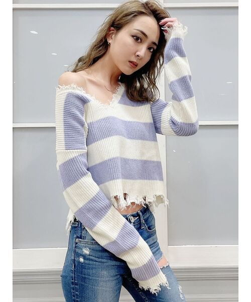 GYDA(ジェイダ)の「Vネックグラインダーニットトップス(ニット/セーター・レディース・ブラック/ベージュ/パープル/グレー・FREE)」の16枚目の写真