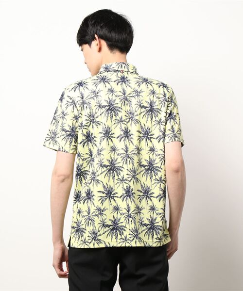 [トミーヒルフィガーゴルフ] メンズ パームプリント 台衿付きシャツ