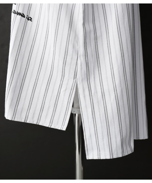 osharewalker（オシャレウォーカー）の「【廃盤】『フォトプリントストライプ柄シャツ』（シャツ/ブラウス・レディース・ライトグレー・1/2）」の21枚目の写真