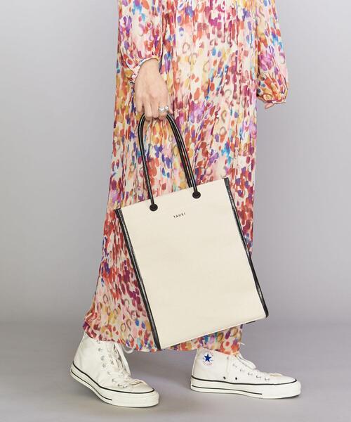 YAHKI(ヤーキ)の「<YAHKI>キャンバス スクエアミドル トートバッグ(トートバッグ・レディース・ブラック/グレー・FREE)」の1枚目の写真