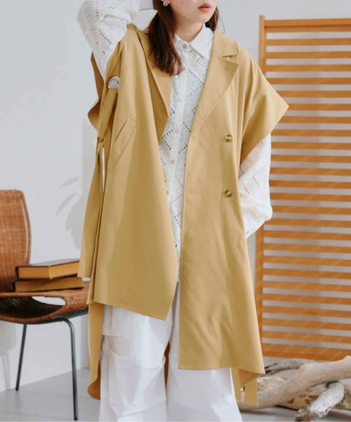 CPCM（シーピーシーエム）の「ポンチョ風ハトメアクセントトレンチ（トレンチコート・レディース・ライトベージュ/カーキ/ブルー・FREE）」の10枚目の写真