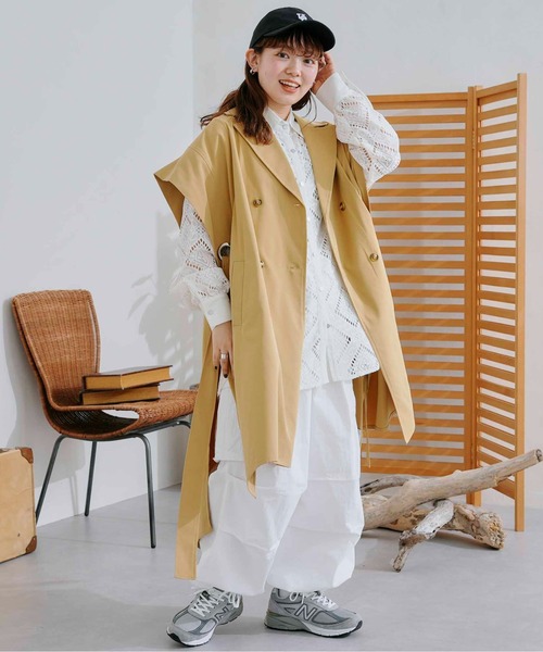 CPCM（シーピーシーエム）の「ポンチョ風ハトメアクセントトレンチ（トレンチコート・レディース・ライトベージュ/カーキ/ブルー・FREE）」の16枚目の写真