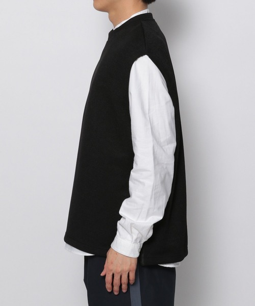 niko and...（ニコアンド）の「脇スリットカットベスト（ベスト・メンズ・ブラック/ブルー/スモーク・FREE）」の16枚目の写真