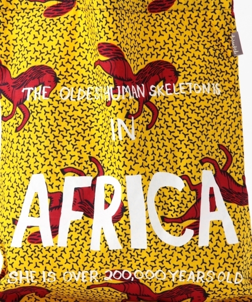 Ray BEAMS(レイビームス)の「Talented Totes / アフリカ プリント トートバッグ(トートバッグ・レディース・イエロー/ネイビー・ONE SIZE)」の14枚目の写真