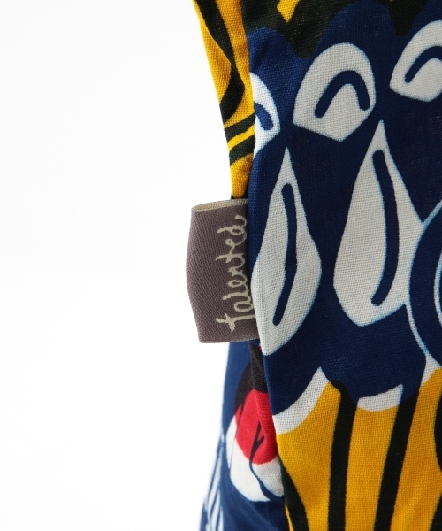 Ray BEAMS(レイビームス)の「Talented Totes / アフリカ プリント トートバッグ(トートバッグ・レディース・イエロー/ネイビー・ONE SIZE)」の20枚目の写真