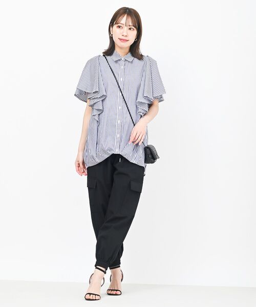 rps(アールピーエス)の「フレアー袖裾タックブラウス(シャツ/ブラウス・レディース・ブラック/オフホワイト/サックスブルー/ネイビー/ブラック系その他2/カーキ/ミント・M/フリー)」の16枚目の写真