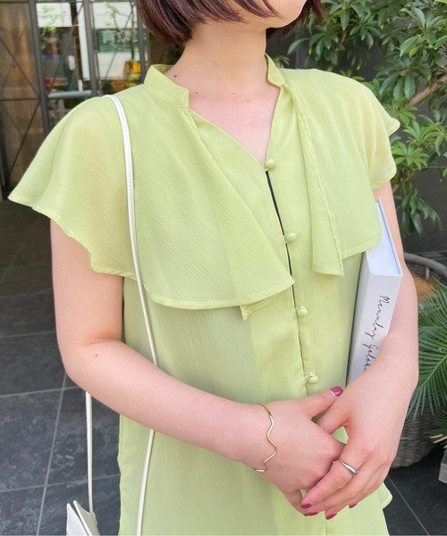 StyleSea（スタイルシー）の「ラッフルカラーノースリーブブラウス（シャツ/ブラウス・レディース・アイボリー/ラベンダー/ライム/ブラック・MEDIUM）」の20枚目の写真