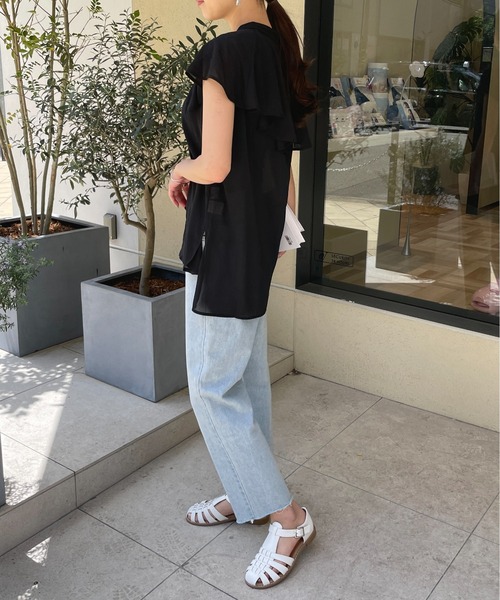 StyleSea（スタイルシー）の「ラッフルカラーノースリーブブラウス（シャツ/ブラウス・レディース・アイボリー/ラベンダー/ライム/ブラック・MEDIUM）」の18枚目の写真