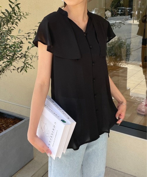 StyleSea（スタイルシー）の「ラッフルカラーノースリーブブラウス（シャツ/ブラウス・レディース・アイボリー/ラベンダー/ライム/ブラック・MEDIUM）」の9枚目の写真