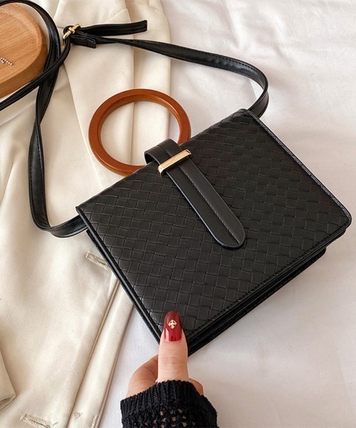 Coo+i（クーイ）の「スクエアミニショルダーバッグ（ショルダーバッグ・レディース・ブラック/ブラウン/グリーン・FREE）」の2枚目の写真