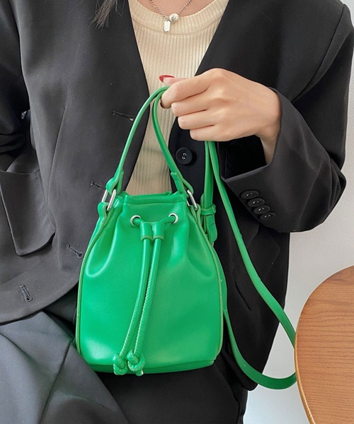 EPICKS（エピックス）の「巾着ショルダーBAG　携帯　IPHONE（ショルダーバッグ・レディース・ホワイト/ブラウン/グリーン/ブラック・F）」の13枚目の写真