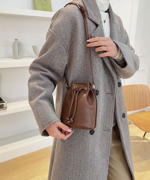 EPICKS（エピックス）の「巾着ショルダーBAG　携帯　IPHONE（ショルダーバッグ・レディース・ホワイト/ブラウン/グリーン/ブラック・F）」の18枚目の写真