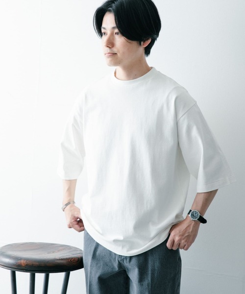 ITEMS URBANRESEARCH(アイテムズ アーバンリサーチ)の「度詰めコットン天竺 オーバーサイズTシャツ(Tシャツ/カットソー・メンズ・ベージュ/オフホワイト/グリーン/ネイビー・MEDIUM/LARGE)」の6枚目の写真