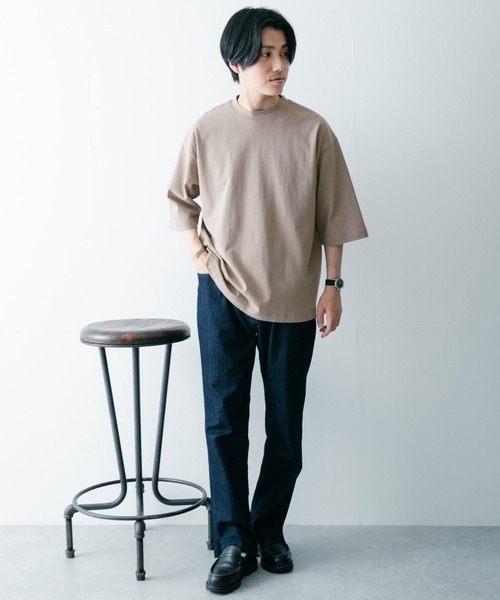 ITEMS URBANRESEARCH(アイテムズ アーバンリサーチ)の「度詰めコットン天竺 オーバーサイズTシャツ(Tシャツ/カットソー・メンズ・ベージュ/オフホワイト/グリーン/ネイビー・MEDIUM/LARGE)」の9枚目の写真