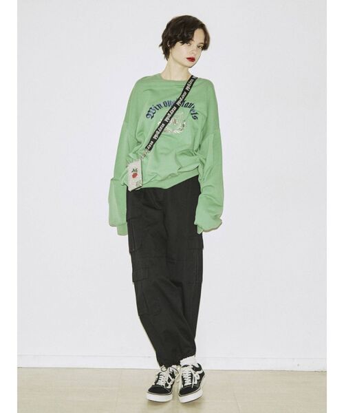 jouetie（ジュエティ）の「ヴィンテージライクプルオーバー（スウェット・レディース・ブラック/グレー/グリーン・MEDIUM）」の4枚目の写真