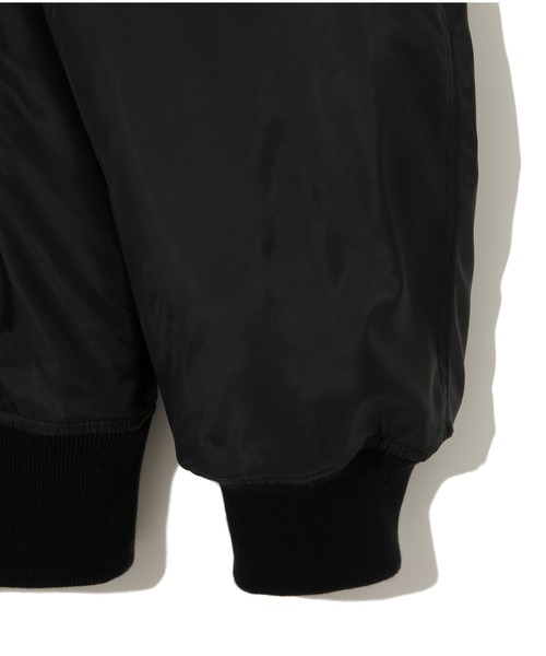 UNDERCOVER（アンダーカバー）の「UC2B4210（MA-1・メンズ・ブラック/カーキ・2/3/4）」の11枚目の写真