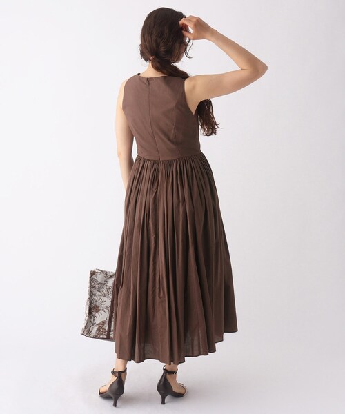 OPAQUE.CLIP（オペークドットクリップ）の「◆【OC/オーシー】オーガニックコットンローン フィット&フレアワンピース【WEB限定カラー・サイズ】（ワンピース・レディース・ブラック/グリーン/ブラウン系その他/ブルー系7/グレー・38/40/36）」の12枚目の写真