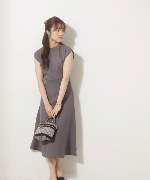 PROPORTION BODY DRESSING（プロポーションボディドレッシング）の「セミフレアマーメイドニットセットアップ / 1212240701（ワンピース・レディース・グレー/ダークグレー/ボルドー・SMALL/MEDIUM）」の6枚目の写真