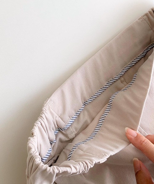 Q（キュー）の「2wayストレッチナロースカート（スカート・レディース・ブラック/ベージュ・MEDIUM）」の8枚目の写真