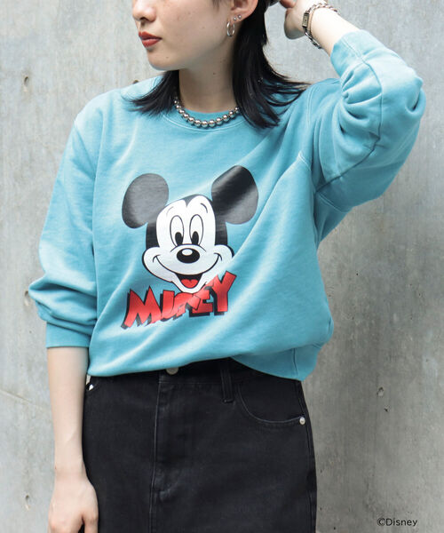 GOOD ROCK SPEED（グッドロックスピード）の「【GOOD ROCK SPEED/グッドロックスピード】ディズニー裏毛スウェット（スウェット・レディース・ライトブルー・FREE）」の2枚目の写真