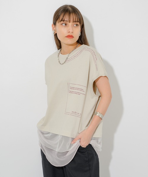 DOLLUPOOPS（ドールアップウップス）の「doll up oops ロゴプリントルイユT（Tシャツ/カットソー・レディース・ホワイト/ブラック/ベージュ・FREE）」の3枚目の写真