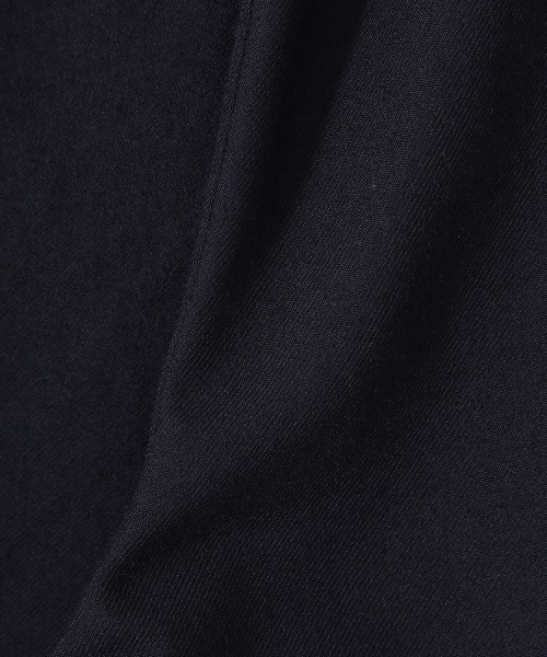 marka（マーカ）の「marka / マーカ：COCOON FIT EASY PANTS - 2/48 wool vintage gabardine -：M22C-08PT01C[COR]（スラックス・メンズ・ネイビー・2/3/1）」の11枚目の写真