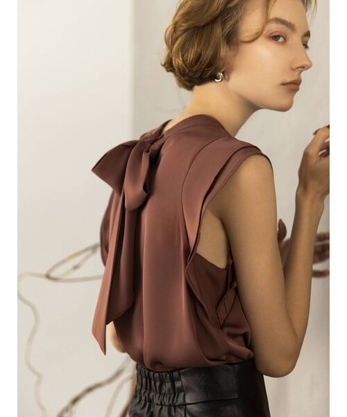 RESEXXY(リゼクシー)の「【WEB限定】バックリボンタックブラウス(シャツ/ブラウス・レディース・ピンク/グリーン/アイボリー・FREE)」の4枚目の写真