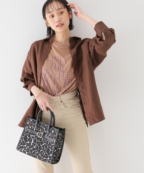 B.C STOCK(ベーセーストック)の「リネンレギュラーシャツ(シャツ/ブラウス・レディース・ブラック/パープル/ブラウン/ブルー系その他・FREE)」の2枚目の写真