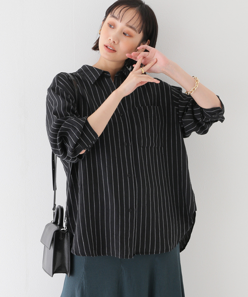 B.C STOCK(ベーセーストック)の「リネンレギュラーシャツ(シャツ/ブラウス・レディース・ブラック/パープル/ブラウン/ブルー系その他・FREE)」の1枚目の写真