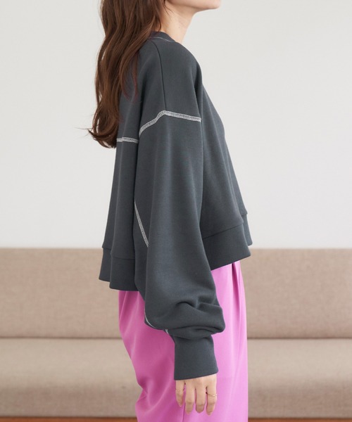 Chaco closet（チャコ クローゼット）の「配色ステッチボリュームスリーブショート丈スウェット（スウェット・レディース・オートミール/チャコール/ネイビー/アイボリー/杢グレー・FREE）」の17枚目の写真