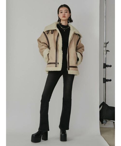 EMODA(エモダ)の「オーバーカラーB-3(ブルゾン・レディース・ブラック/ベージュ/グレー・FREE)」の19枚目の写真