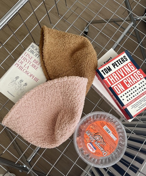 by muni:r（バイ ムニール）の「デイリーもこもこバケットハット（ハット・レディース・ブラック/アイボリー/ブラウン/ピンク・FREE）」の4枚目の写真