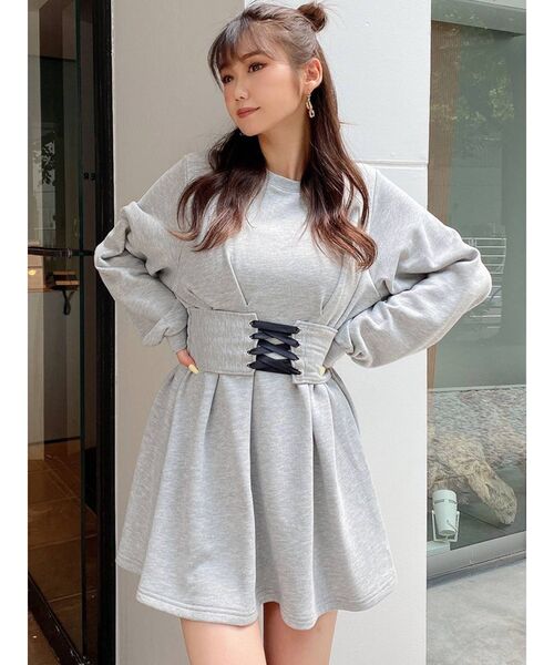 GYDA(ジェイダ)の「2WAYコルセット フレアスウェットワンピース(ワンピース・レディース・グレー/アイボリー/ブラック・FREE)」の19枚目の写真