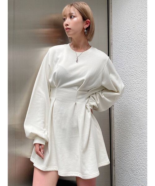 GYDA(ジェイダ)の「2WAYコルセット フレアスウェットワンピース(ワンピース・レディース・グレー/アイボリー/ブラック・FREE)」の4枚目の写真