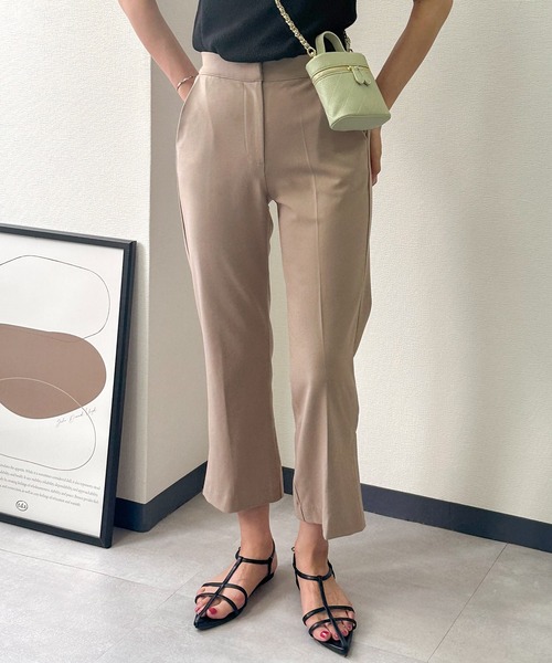 Isn't She?(イズントシー)の「サイドスリットパンツ(その他パンツ・レディース・ブラック系/ベージュ・M/S)」の1枚目の写真