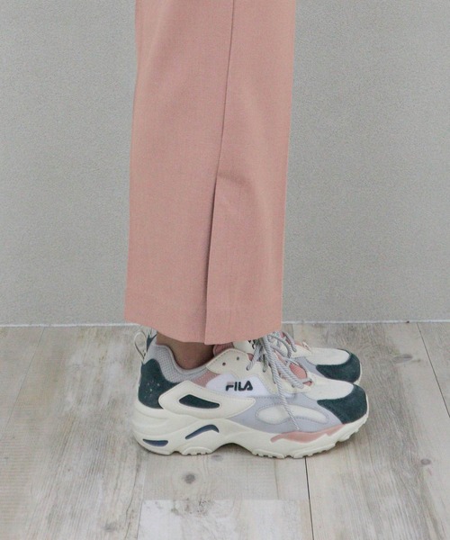 Isn't She?(イズントシー)の「サイドスリットパンツ(その他パンツ・レディース・ブラック系/ベージュ・M/S)」の4枚目の写真