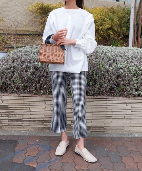 Isn't She?(イズントシー)の「サイドスリットパンツ(その他パンツ・レディース・ブラック系/ベージュ・M/S)」の8枚目の写真