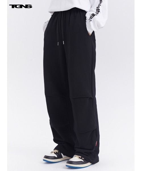 TGNS(ツーガンズ)の「ストリートファッション TGNS ツーガンズ SLOUCHY PLEATED BAGGY SWEATPANTS スウェットパンツ グレー スウェットパンツ ブラック(スウェットパンツ・メンズ・グレー/ブラック・L/M)」の3枚目の写真