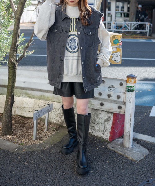 WEGO(ウィゴー)の「WEGO/オーバーサイズデニムベスト(ベスト・レディース・ブラック系その他/コバルトブルー・FREE)」の6枚目の写真