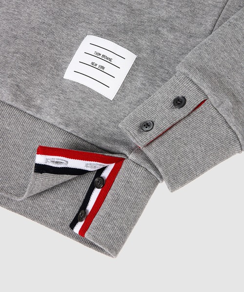 THOM BROWNE（トムブラウン）の「CREW NECK SWEATSHIRT IN CLASSIC LOOPBACK WITH CB RWB STRIPE（スウェット・レディース・グレー/ネイビー・36/38）」の4枚目の写真