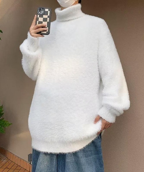 VIBGYOR（ヴィブジョー）の「【バーレスク】オーバーサイズシャギータートルニット(BQ)（ニット/セーター・メンズ・ホワイト/ブルー/ブラック・FREE）」の2枚目の写真