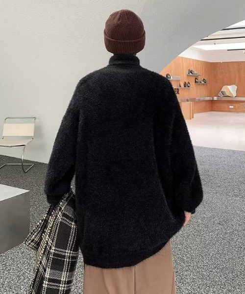 VIBGYOR（ヴィブジョー）の「【バーレスク】オーバーサイズシャギータートルニット(BQ)（ニット/セーター・メンズ・ホワイト/ブルー/ブラック・FREE）」の4枚目の写真