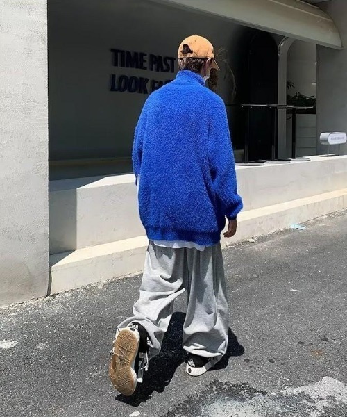 VIBGYOR（ヴィブジョー）の「【バーレスク】オーバーサイズシャギータートルニット(BQ)（ニット/セーター・メンズ・ホワイト/ブルー/ブラック・FREE）」の5枚目の写真