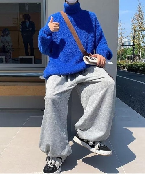 VIBGYOR（ヴィブジョー）の「【バーレスク】オーバーサイズシャギータートルニット(BQ)（ニット/セーター・メンズ・ホワイト/ブルー/ブラック・FREE）」の7枚目の写真