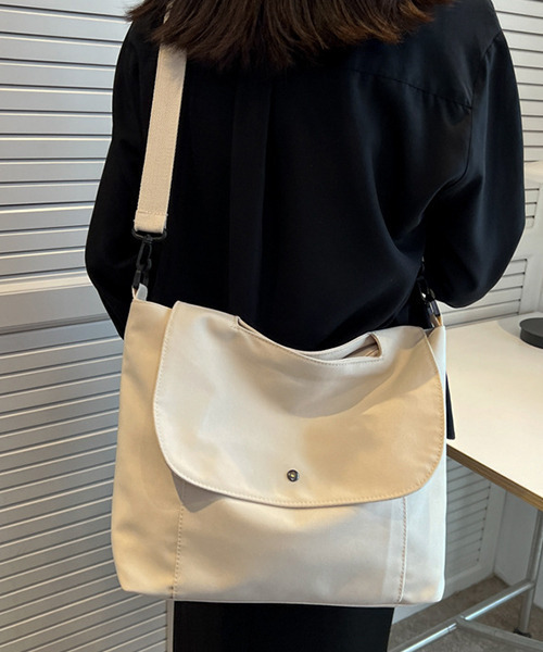 c.u.l(シーユーエル)の「ハンドル付き ユニセックス キャンバスショルダーバック cula566(ショルダーバッグ・レディース・ベージュ/カーキ/アイボリー/ブラック・FREE)」の9枚目の写真